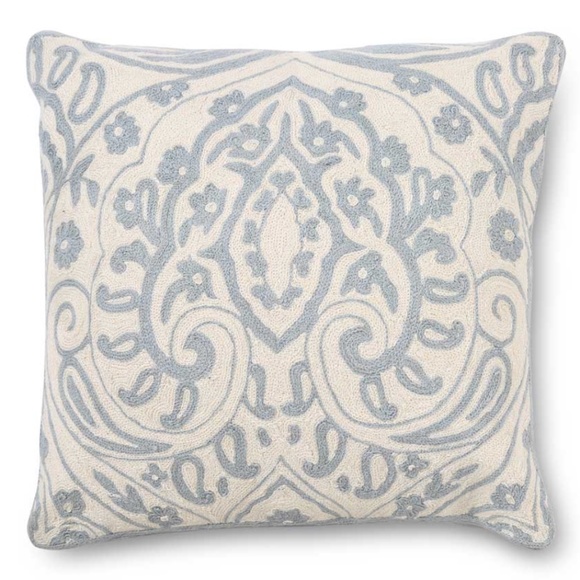 LIGHT BLUE DAMASK PILLOW - Picture 1 of 1